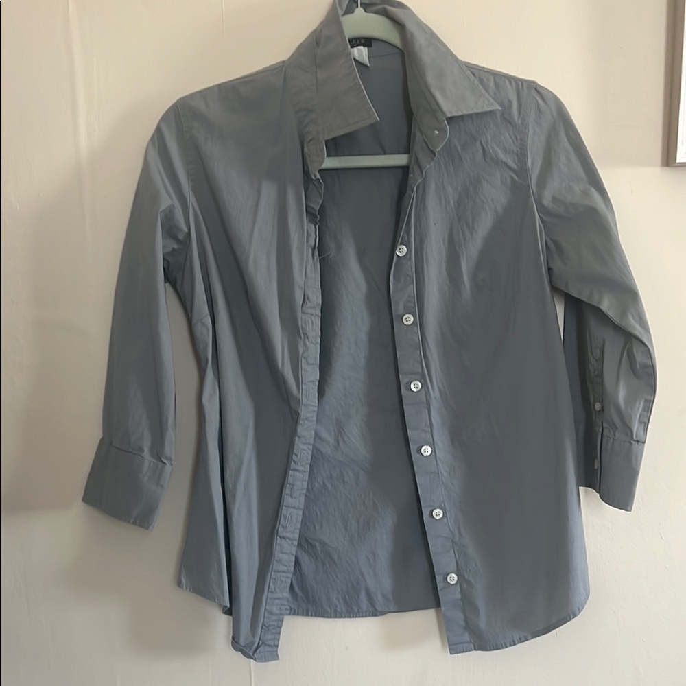 Men's Gray Button-Up Shirt